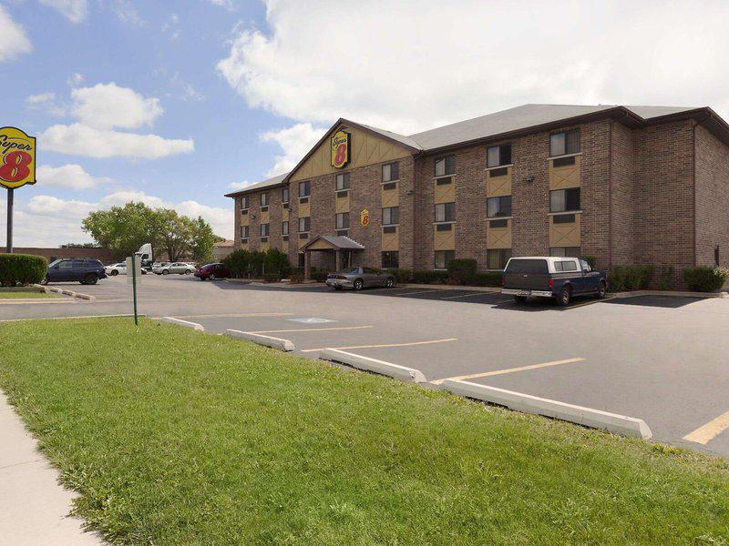 FE0013707AF79A597B3B47329F41D04C