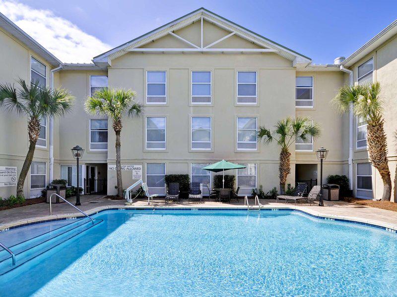 7EFB673CC41D40E15E6ADAAD23D8062D