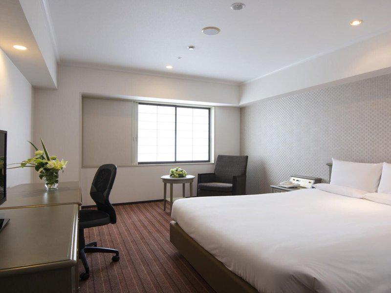 70FC1C3BF148A63541DDBE494461D3E5