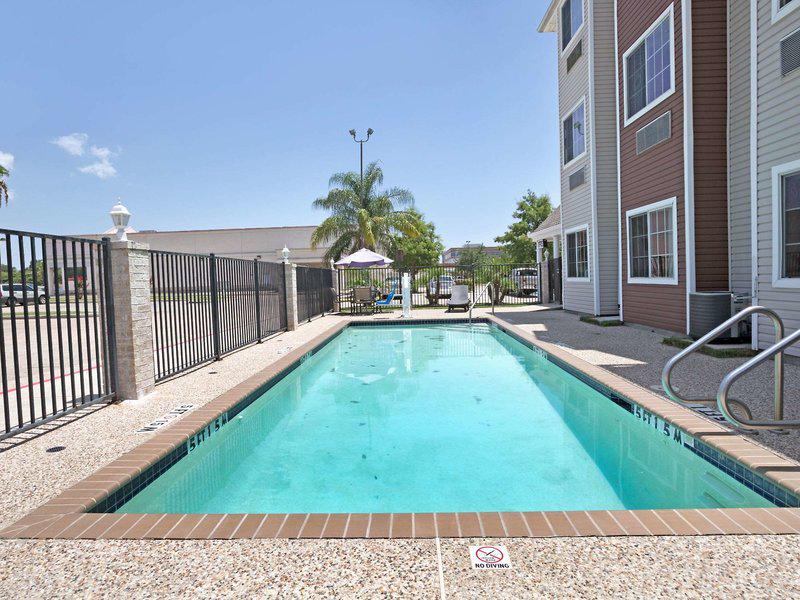 4600FEEE0CD9AA0D46768D7400C6FBAC