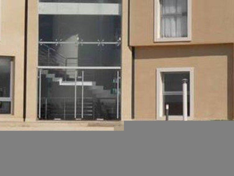 B2345BA2C1AE0657DA085AF893F01328