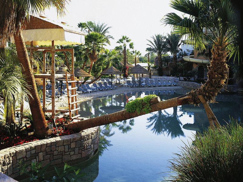 A59EE7E075225D7117BD9E025B4D6993