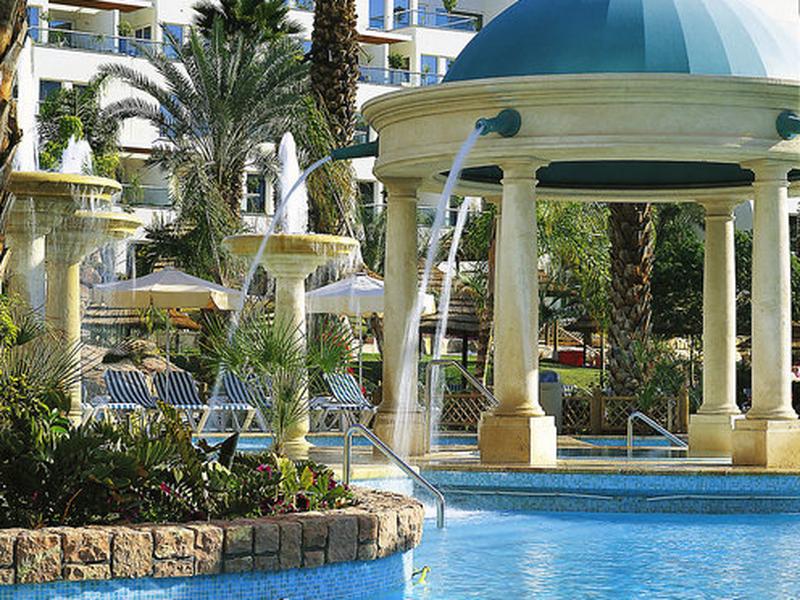 D4F5367380EAE6D93F93AC6B6C25DAEE