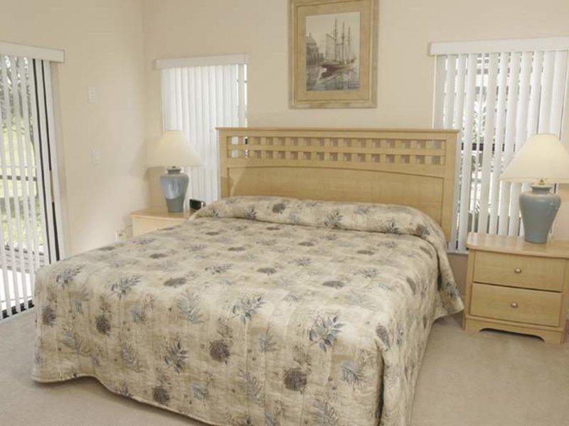 F8C7CCFC17B53ADD075323B67DF9AD34