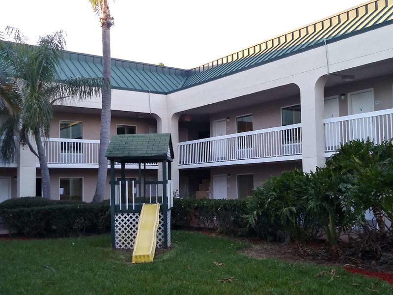 72411EEB601492CA075772B6A50B43D1