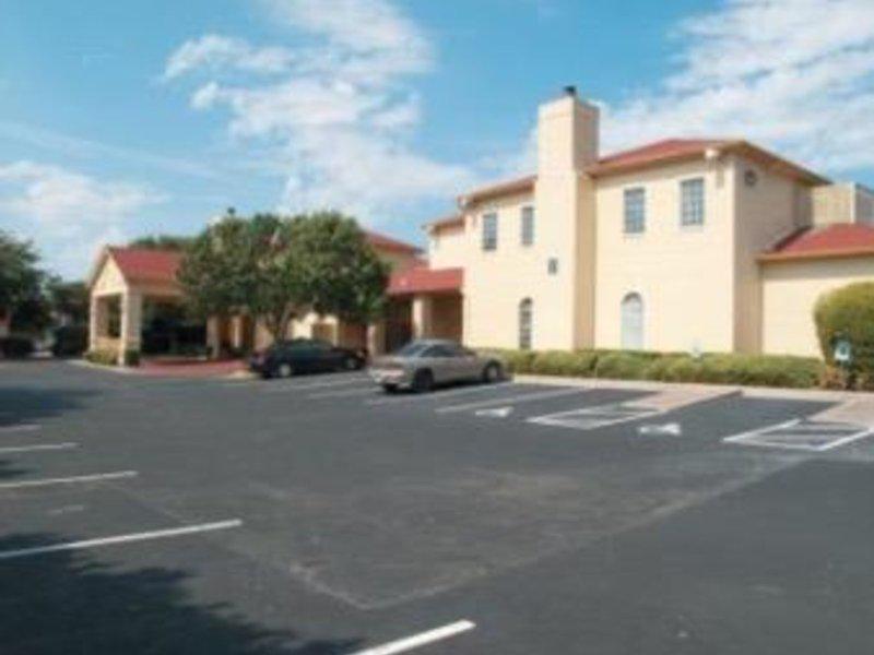 E2EF1C8532266262401601DEC45FD1F5