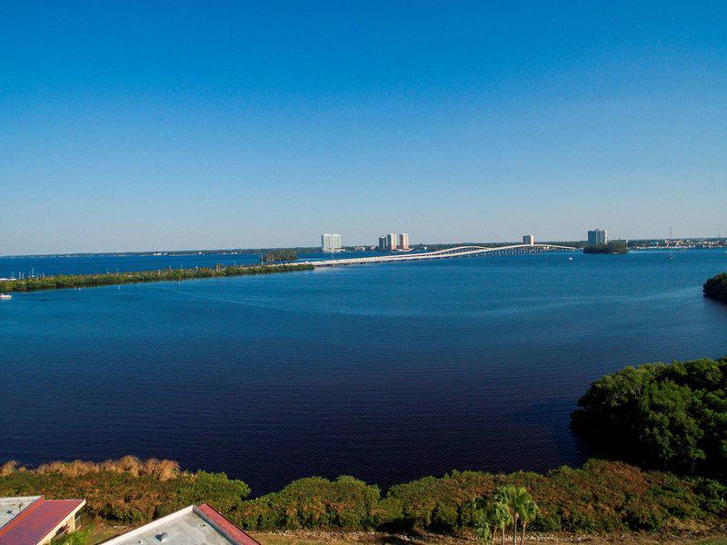 A50DC65FFBDEA714F105B0A940A343FC