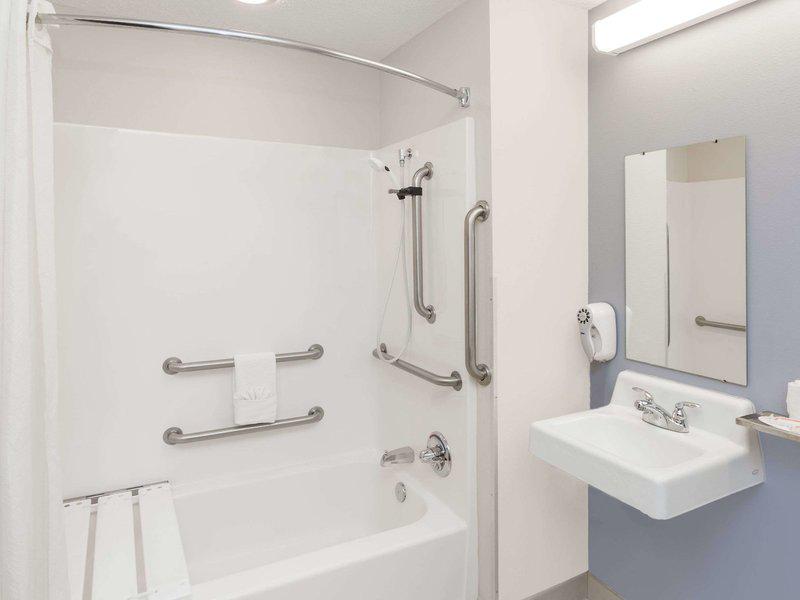 15BA124A1048A894AC40CFA1447EE74E