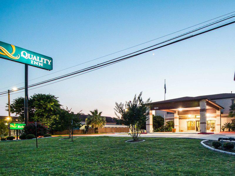 930223E1E9D2DE29EC900CCAE15874E0