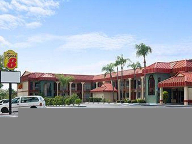 A02AA3890C32350D1B789B35AC0C6B0C