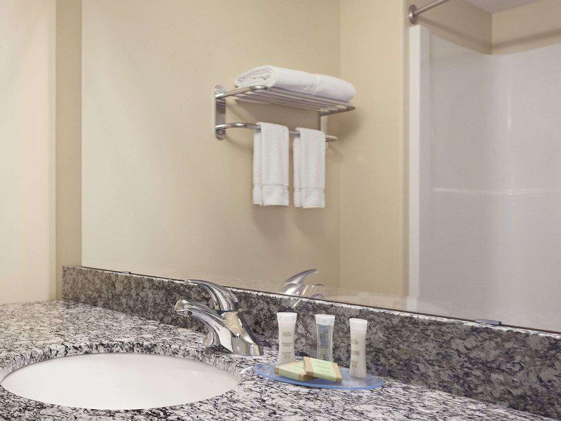 2033023747919484F7C8F993E1B93386