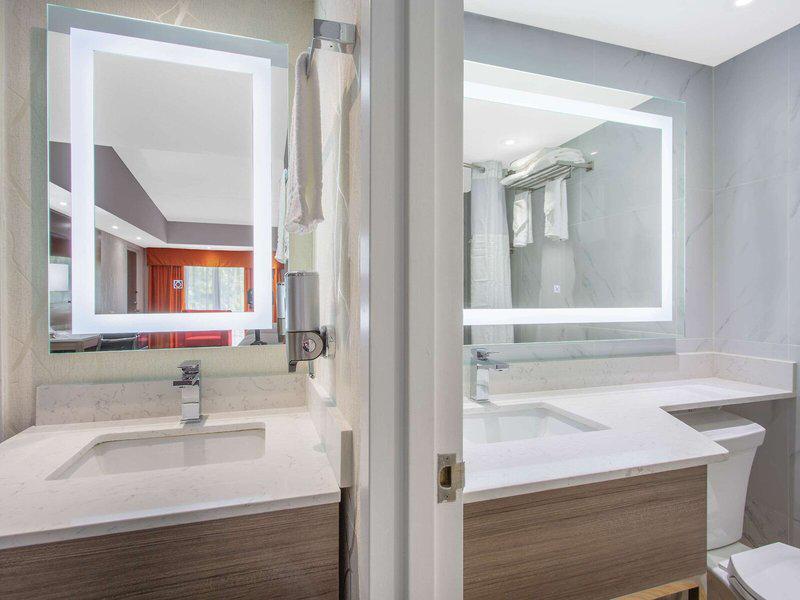 9F8B2BD2A0142EB92096D04347EDEE10