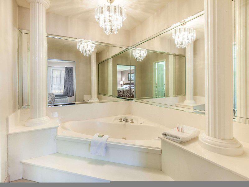 F5BC87DD321E517E26DCBBE3085FA27D