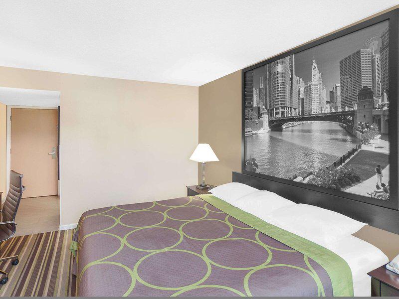 90DCF7FD18ADF2556AC77E7609A5B424