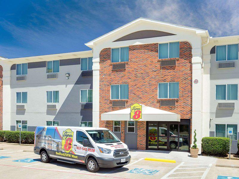 5F82039394FB6C586A195F00886B854C