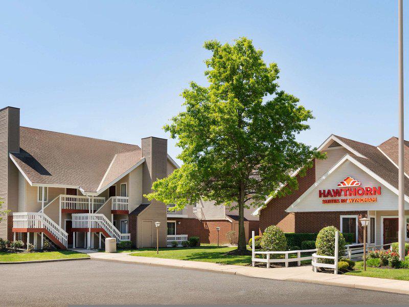 3BB17F48003714BD81DF28C15DD3E545