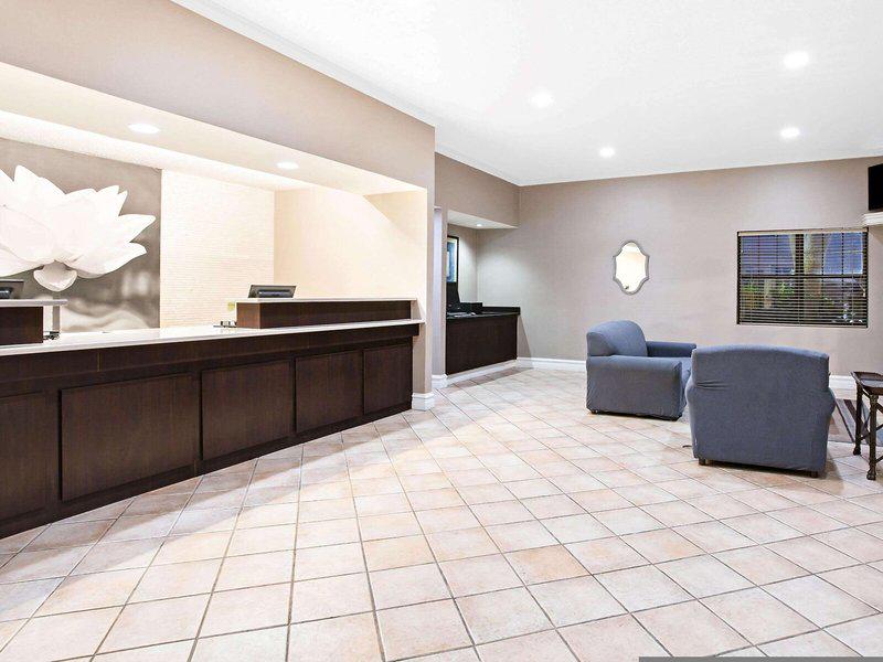 17B9F7D918E8D5F2F1BEE24A74EC195D