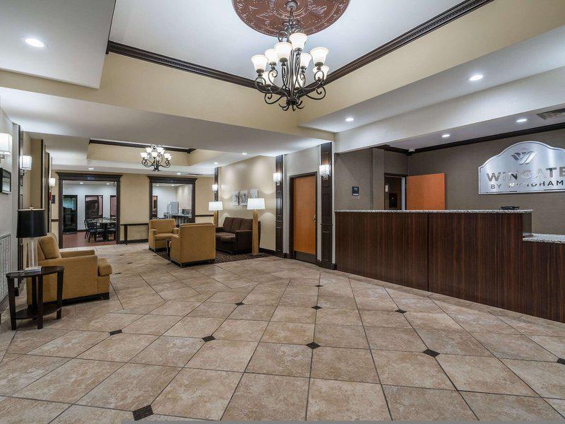 575507FDBBE41A464546AFBB38042371