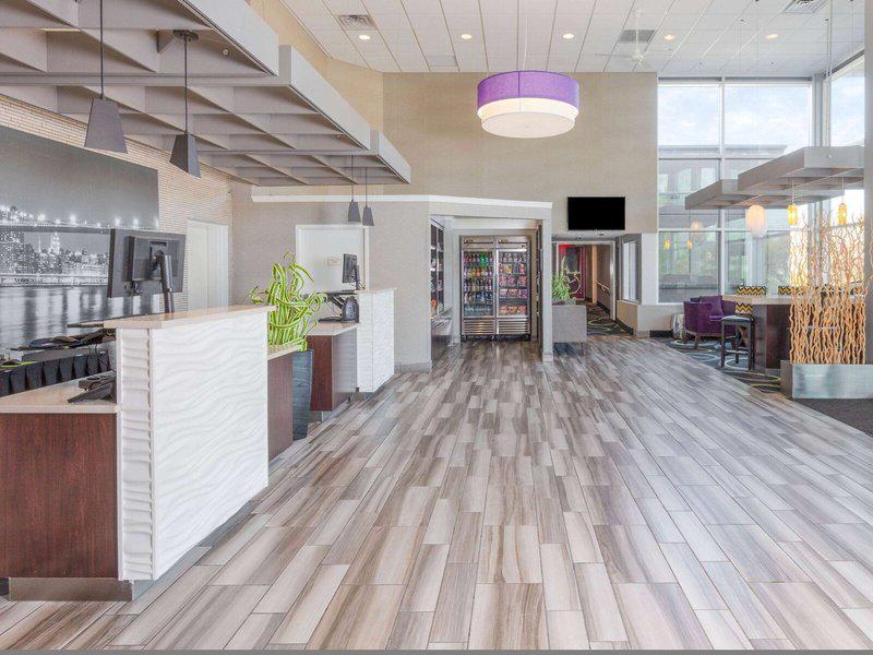 D5DA32CE9C8BFD699E95FD95680EEF14