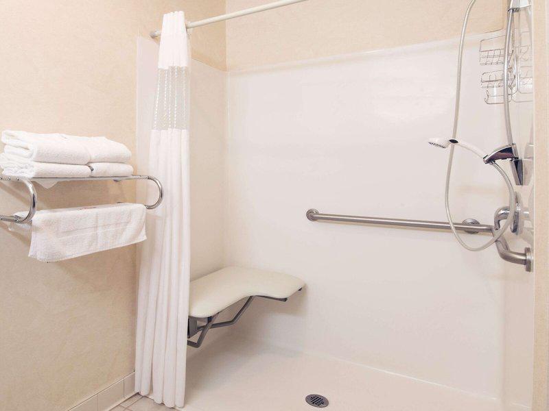 F96169A2485380C6C7D39DDE71E2C25A