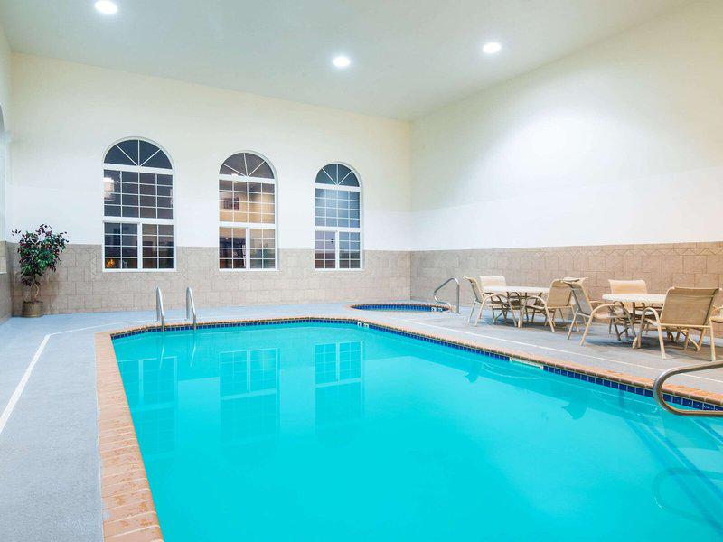 0ADCDE868B74F7F8A86E57B34FBC820B