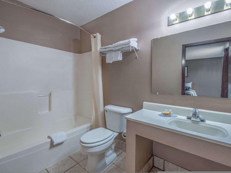 6BE549DE4F7A769FCB003841E97B73A3