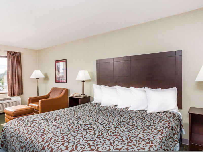 9C121C1FC7B41FE5433800B6E1488A4C