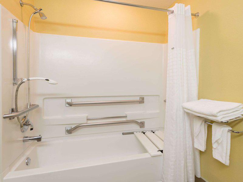 B2450A3D20B217D5C35DFB720D8E957D