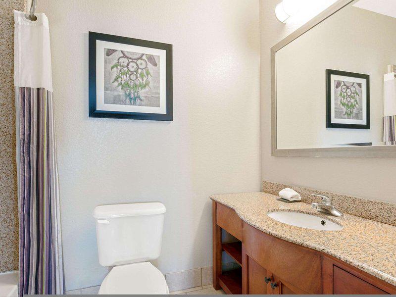 D5C65CABB09C7C16AD6F38B5F32E7615