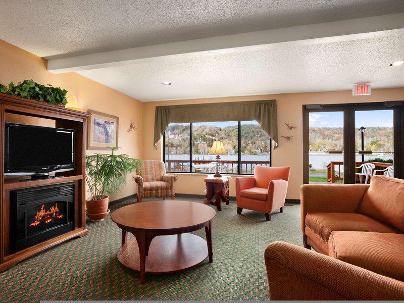 1329202832E023EA75A44B2D428E8EAE