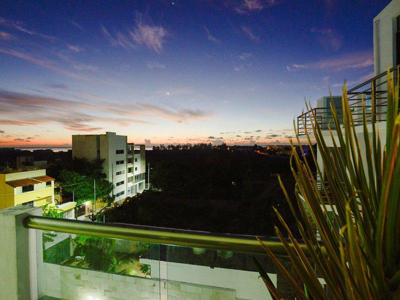 92D45058E921F39F9C2AC3AB3B756660