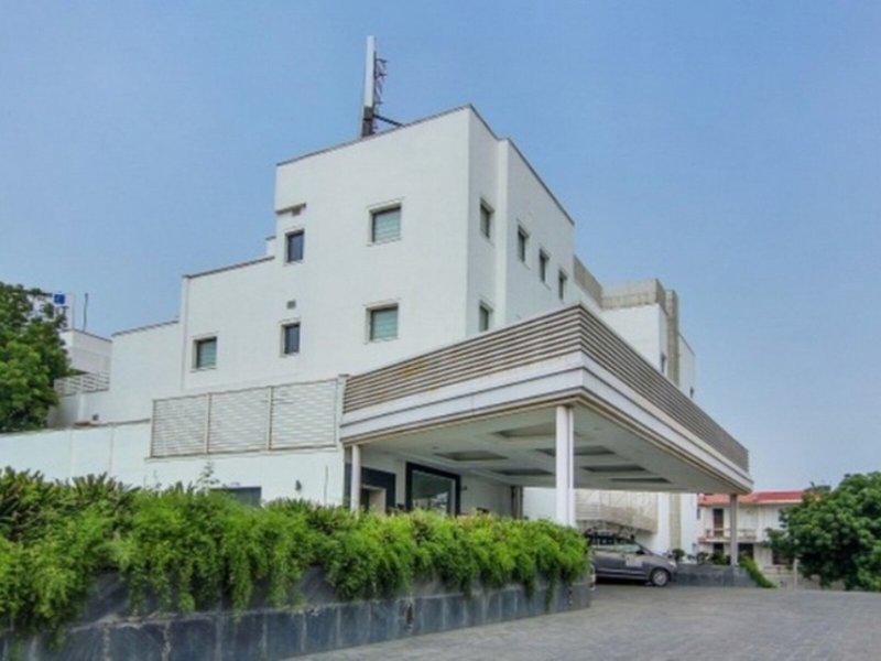 B4B73F4DFB94E9587AAA0F5571DE7523