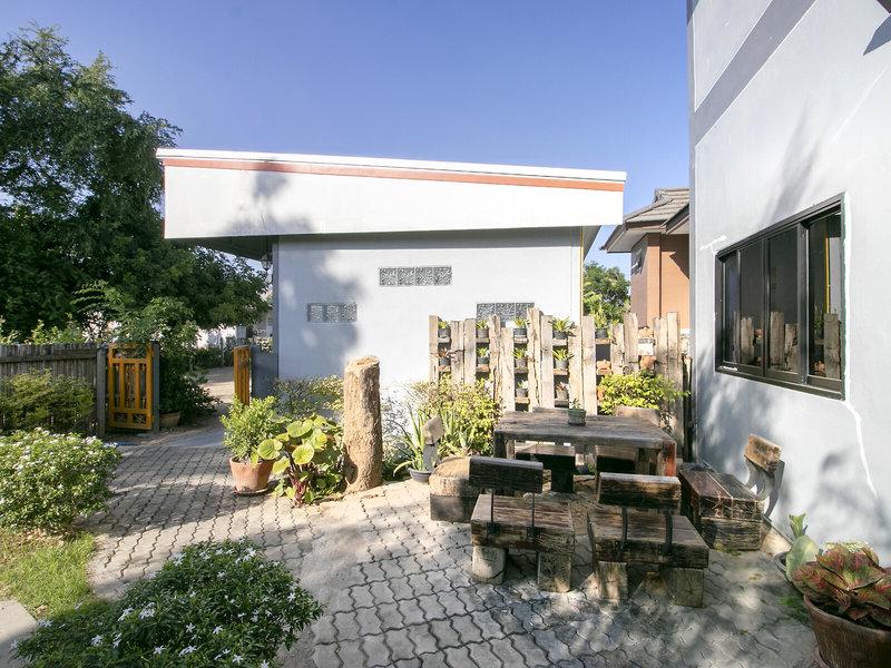 13317A8AEB872E38614231A03DEC66E0