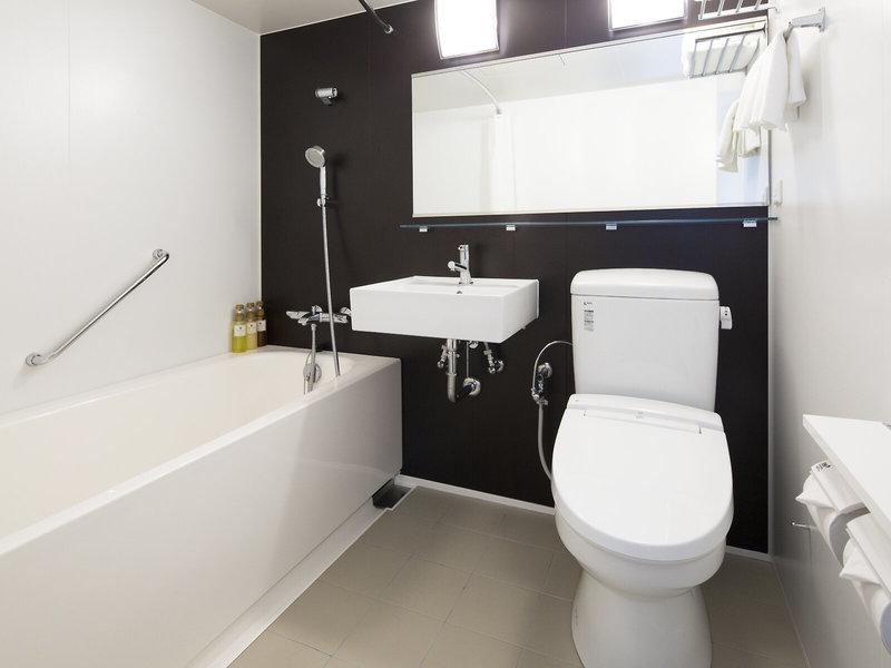 F2C270DE46E56FF81FFCD577A67FC24A