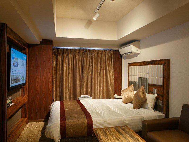 BB294310754FE16DEA03DC6990541903