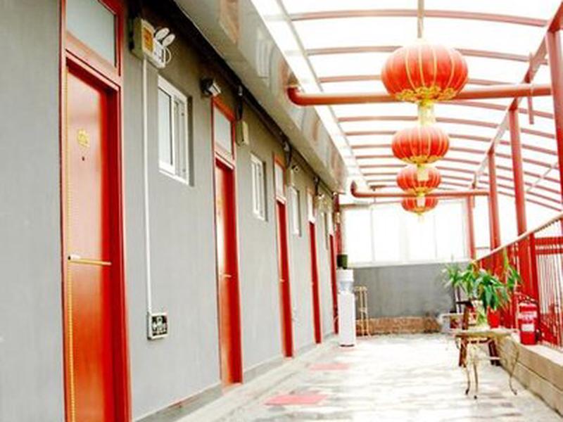 F62EB2CA2A229851BAA91866F97F553A