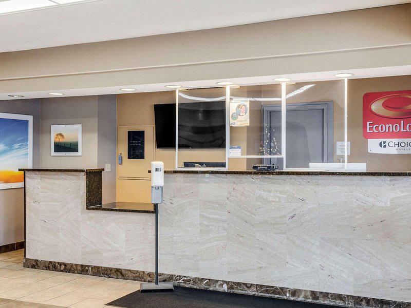 0BF6FB2E4E22E4A72081970EF49B5DC6