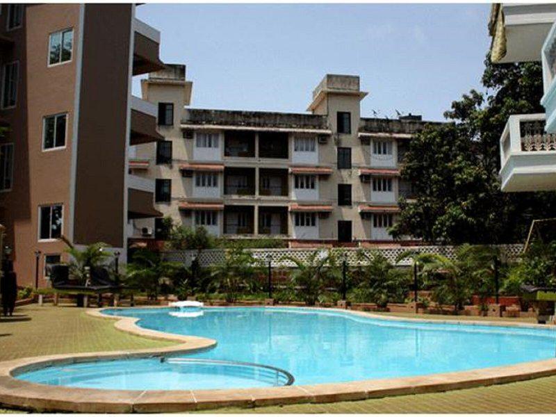 B4E27127C68359F9E0F54576E5E18369