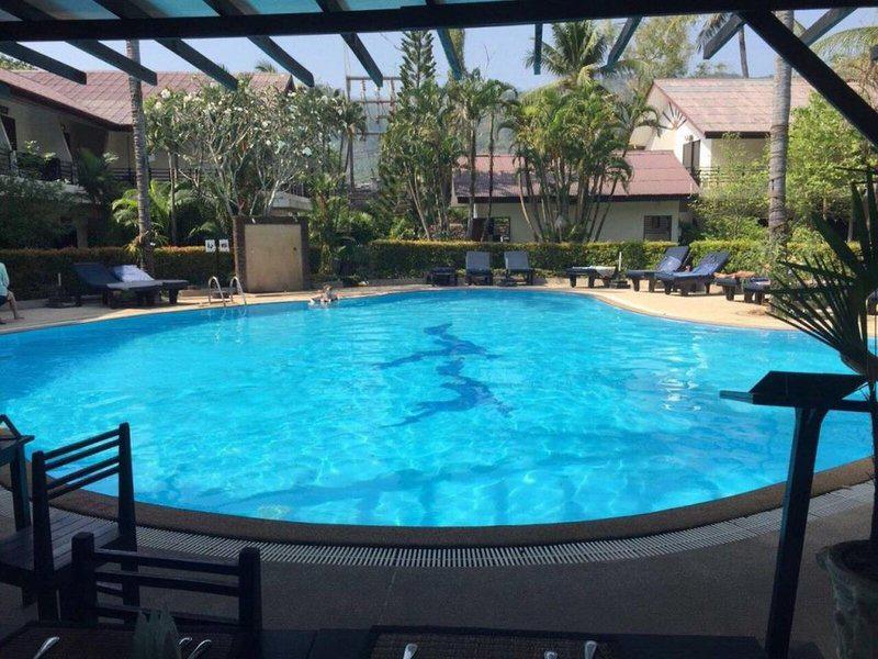 EA42E4203B2BC627C225258C1E75EB5B