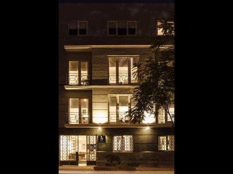 A92F8C94338F3DE6D2949103A88F72F9