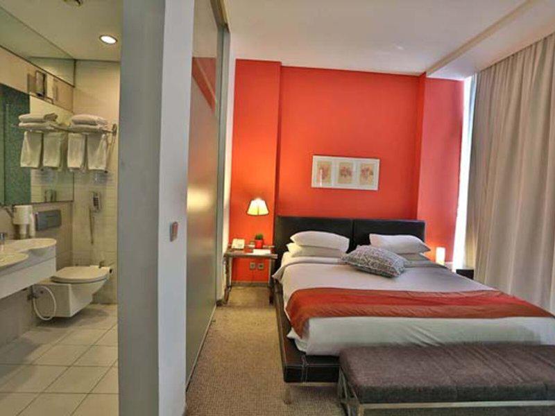 7D9CD6BC0F00CA9AC4F8491DF84CDDDC