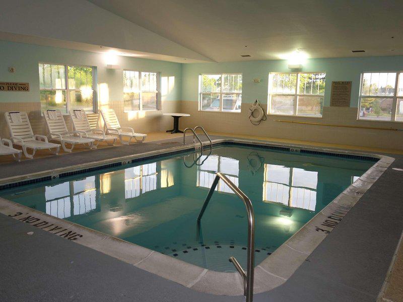 8C788BCD3E4D020943F6648DB43C9E0B