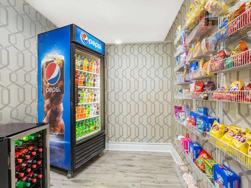 40A65F99FDCD6C26FD19FD93240F8215