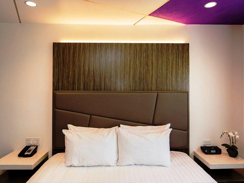 5B33E4D21A9FC56661819EEF3F64EE95