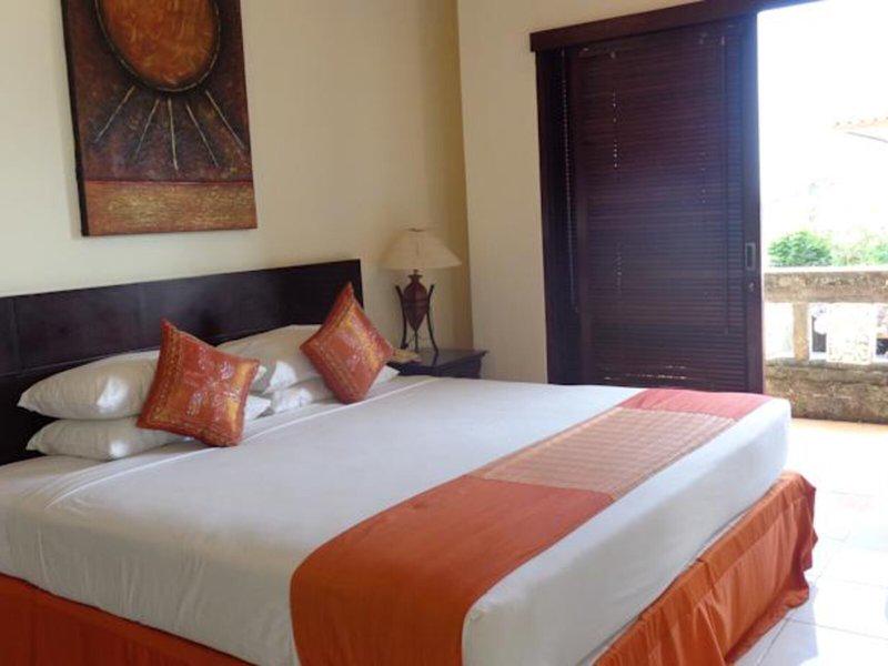 76AC2E684D77C733F0711A8ACAD81788