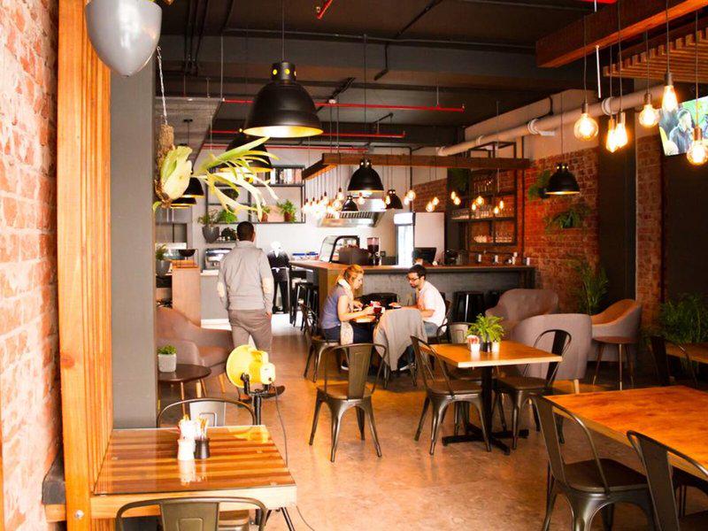 8B0DA54158AA781D5DA6F69028A64587