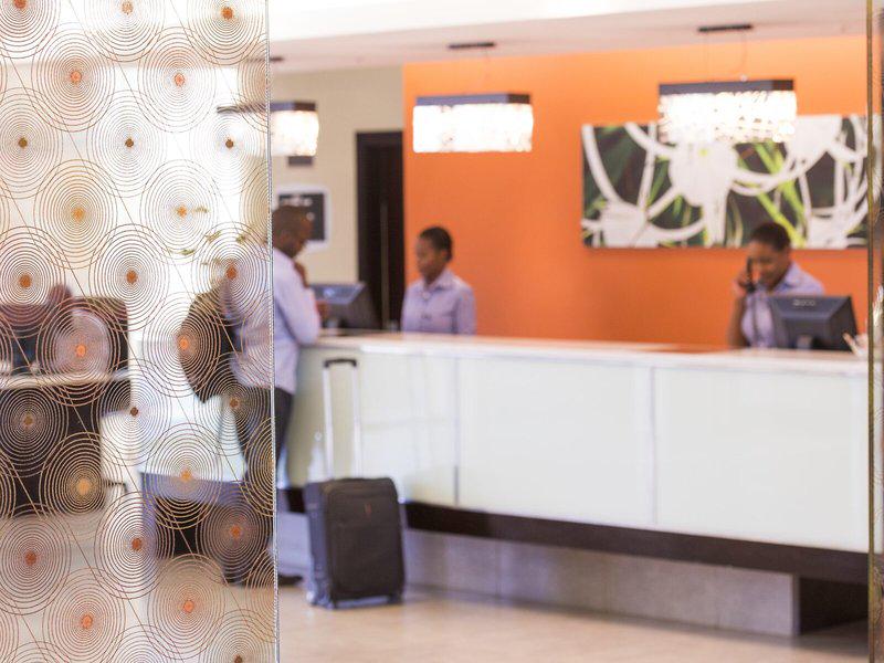 AAF635B1FFBB48EB1D886AE312EAFF10