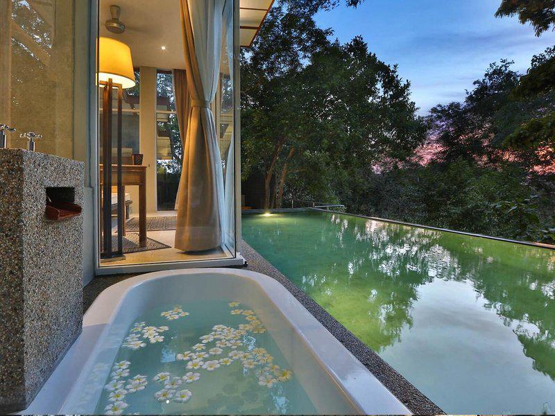 CE2E8AC565B48537014F75FCA3CE1406