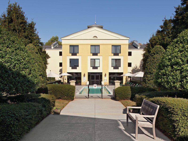 710B647F06C102B9F47B7E8C8A8853C5