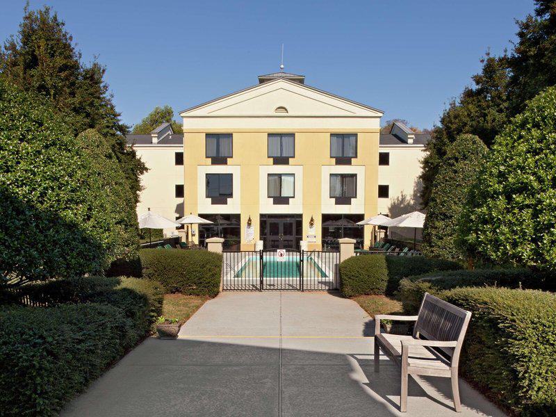 C9F0574C35C9AF51797BDF68BE03697E